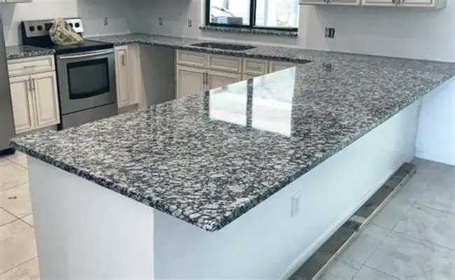 What Color Sink Goes with Black Granite Countertops?